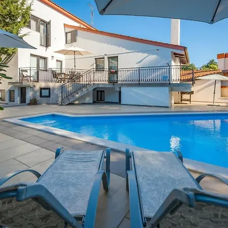 1-bedroom