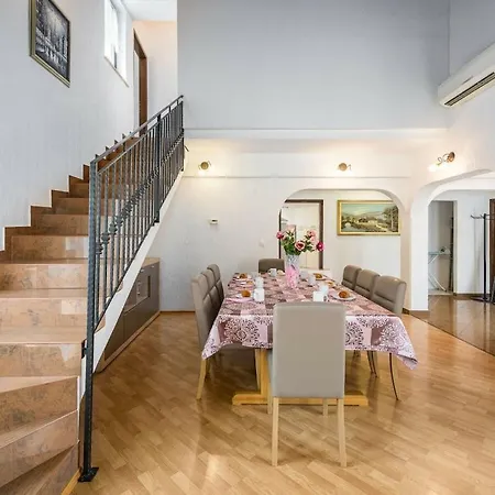 1-bedroom