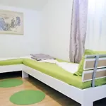 1-bedroom *