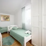 1-bedroom *