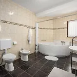 1-bedroom