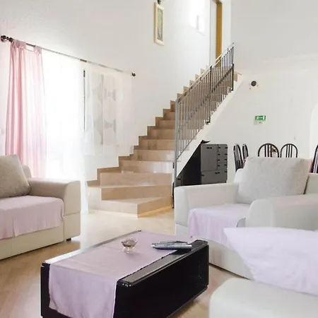 Villa 1-bedroom Rosini